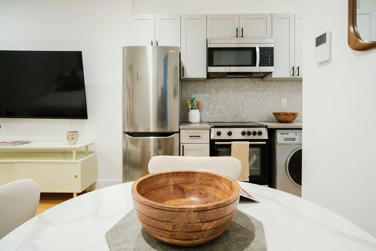 1288-4R Newly Furnished Prime Ues 2Br Appartement New York