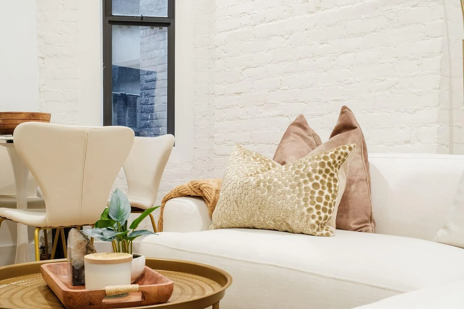 뉴욕 1288-4R Newly Furnished Prime Ues 2Br 아파트 미국