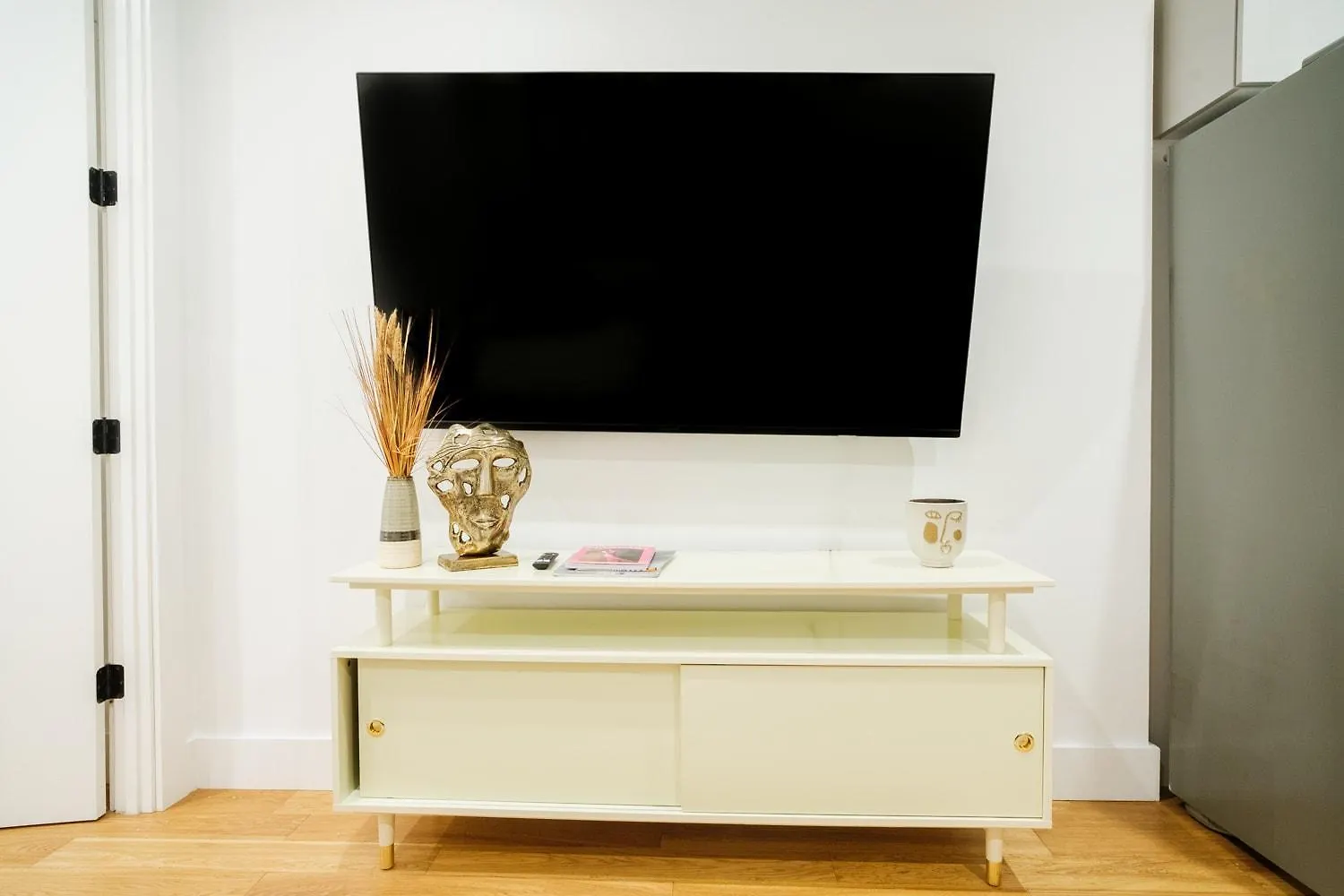 뉴욕 1288-4R Newly Furnished Prime Ues 2Br 아파트