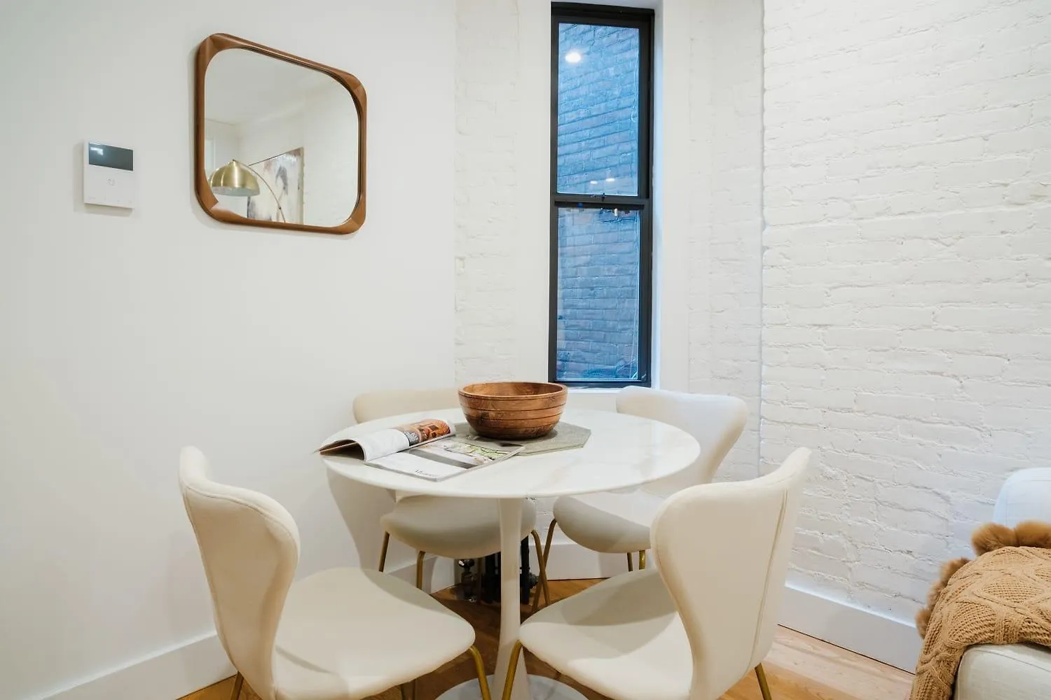 뉴욕 1288-4R Newly Furnished Prime Ues 2Br 아파트 미국
