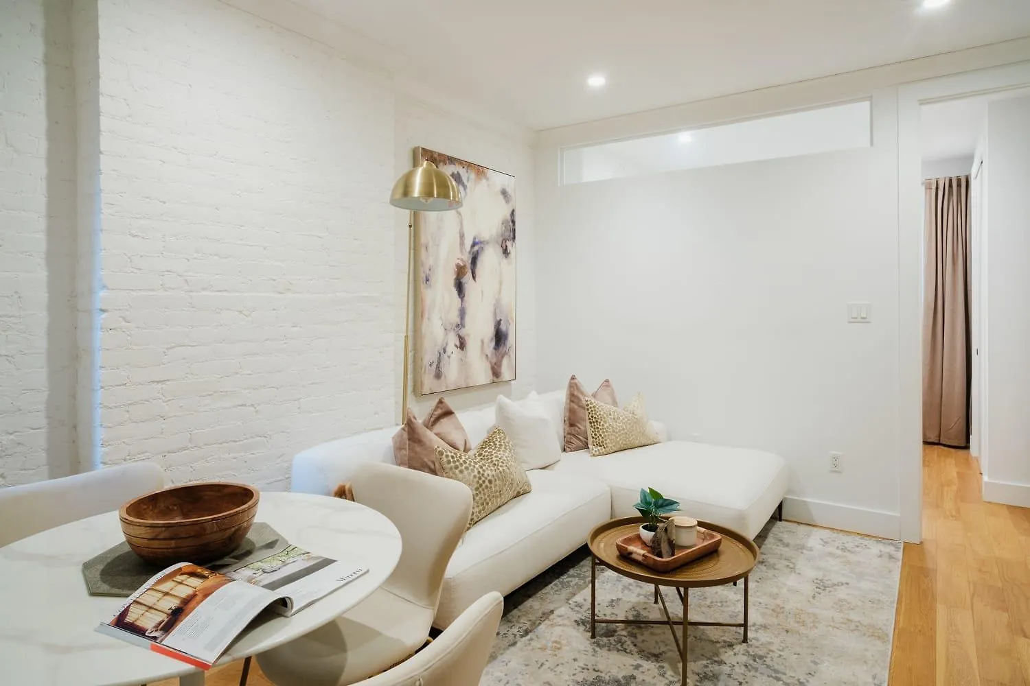 뉴욕 1288-4R Newly Furnished Prime Ues 2Br 아파트